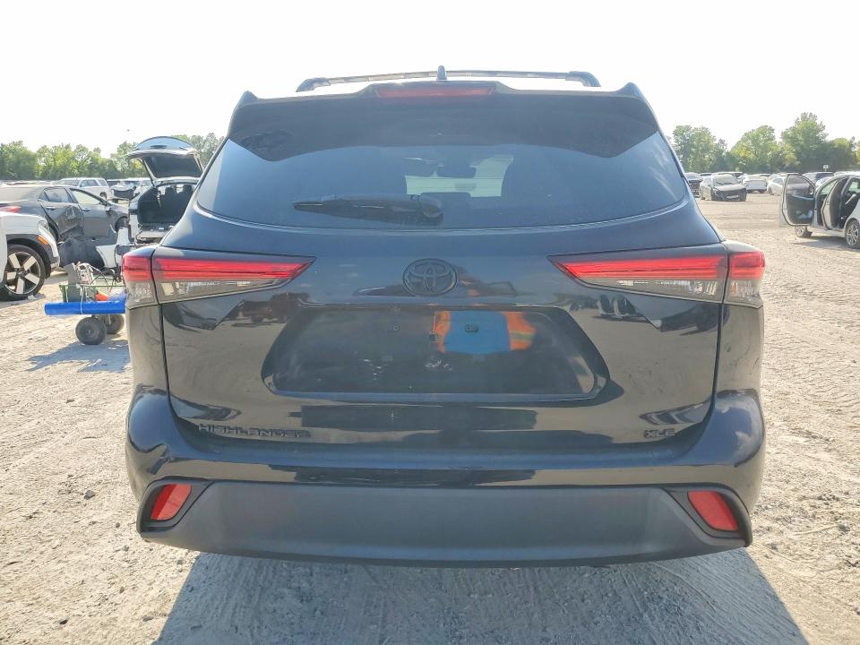 Photo 6 from auction – 2023 TOYOTA HIGHLANDER with VIN 5TDKDRAH5PS522880