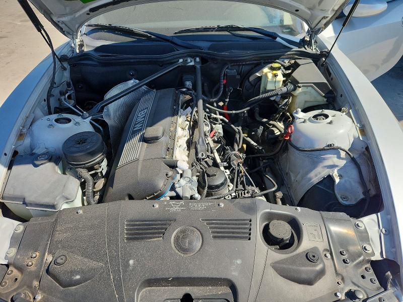 Фото 11 с аукциона – 2004 BMW Z4 с VIN 4USBT33514LS50855