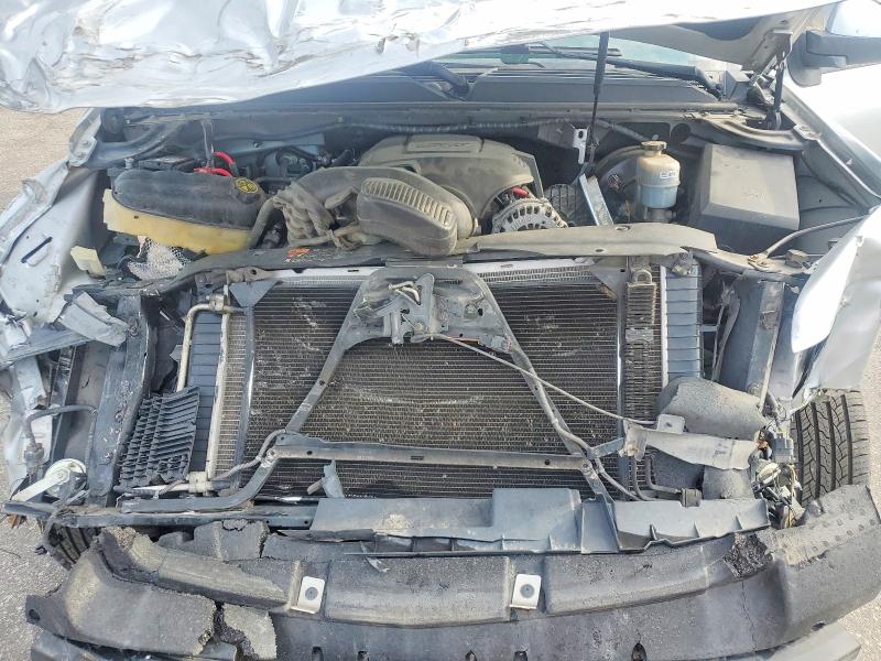 Photo 12 from auction – 2013 CHEVROLET TAHOE with VIN 1GNSKBE00DR220352