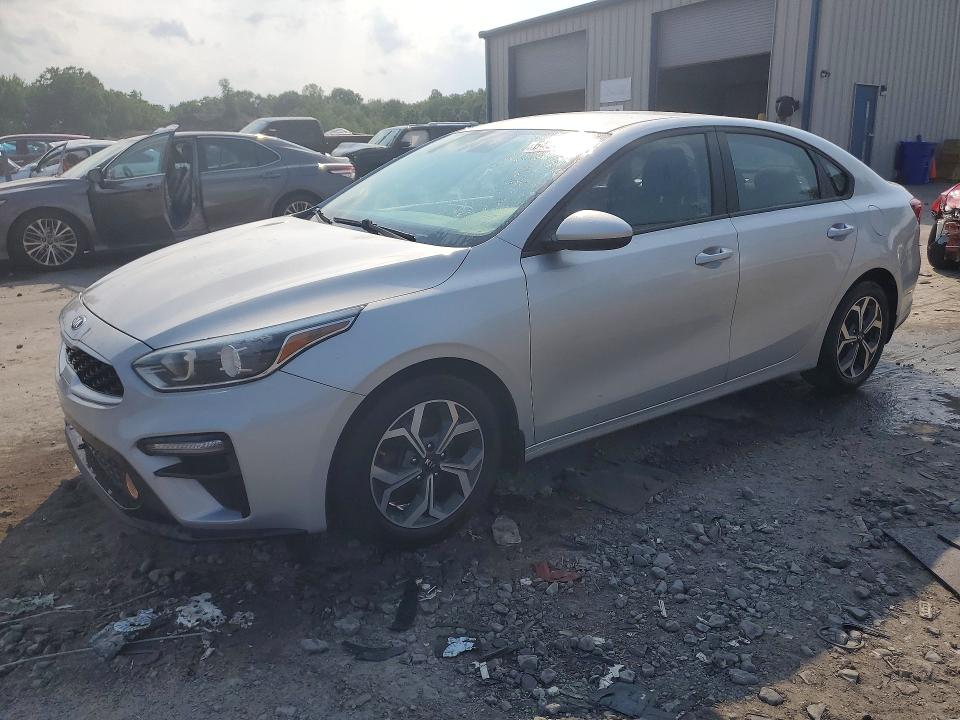 KIA FORTE 2021 with VIN 3KPF24AD2ME333178 - Photo from auction