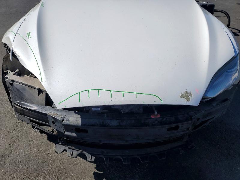 صورة رقم 11 من المزاد - 2014 TESLA MODEL S مع VIN 5YJSA1H17EFP28237