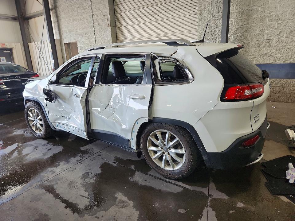 Photo 2 from auction – 2016 JEEP CHEROKEE with VIN 1C4PJMDB3GW218259