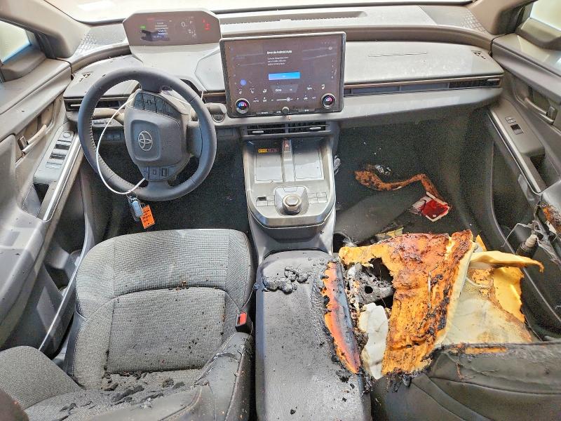 Photo 8 from auction – 2026 TOYOTA BZ with VIN JTMBCAEBXTA003759