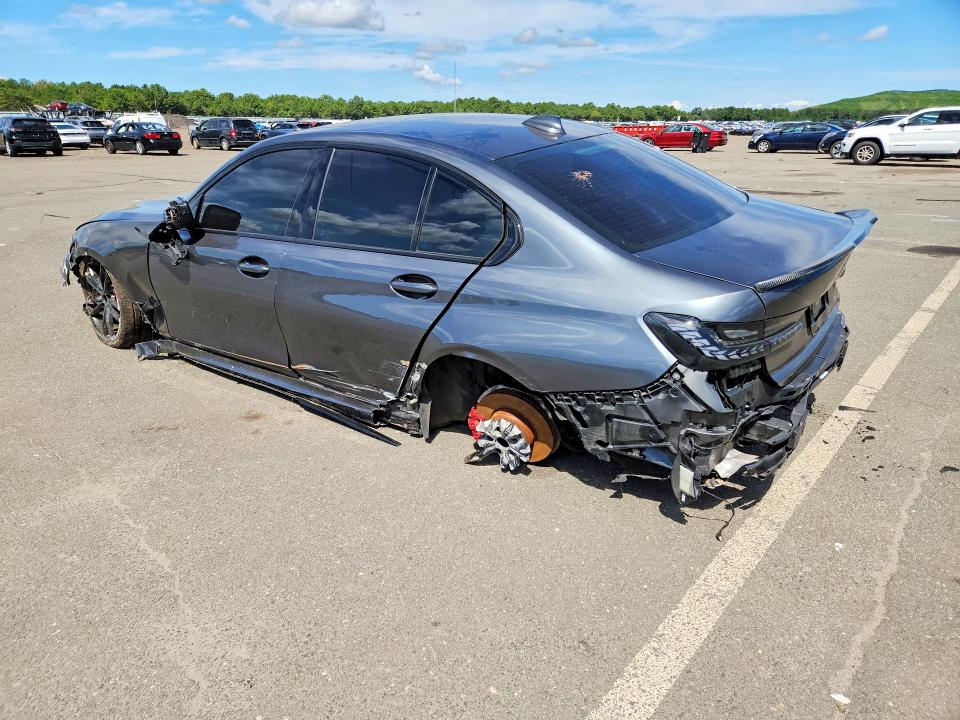 Photo 2 from auction – 2022 BMW M340XI with VIN 3MW5U9J04N8C37565