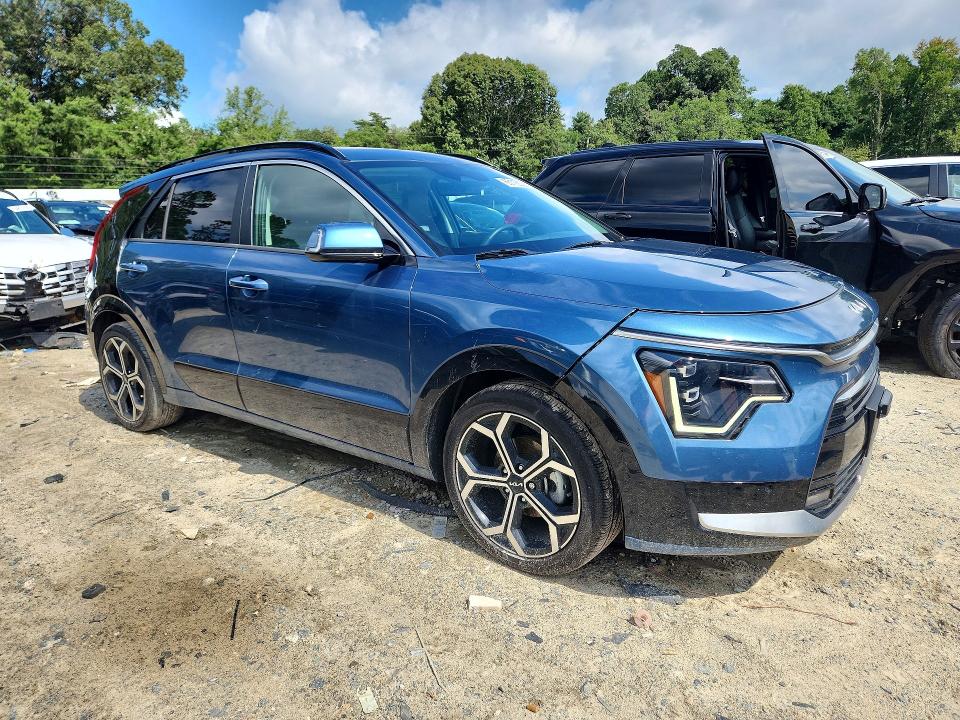 Photo 4 from auction – 2023 KIA NIRO with VIN KNDCR3LF6P5077554