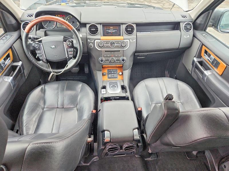 Photo 8 from auction – 2016 LAND ROVER LR4 with VIN SALAG2V61GA807262