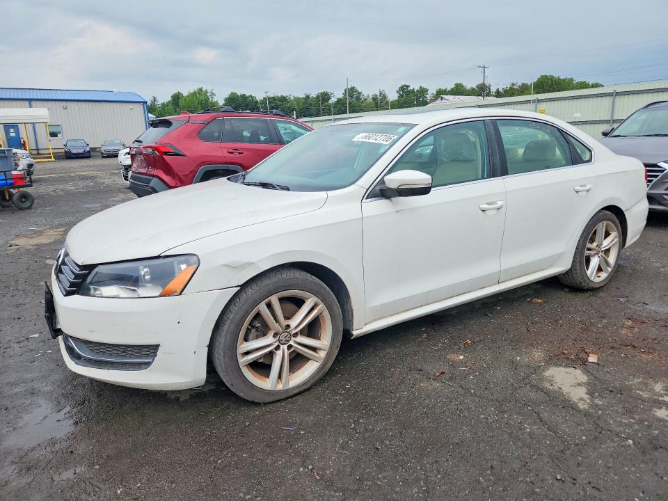 VOLKSWAGEN PASSAT 2014 with VIN 1VWBT7A39EC087790 - Photo from auction