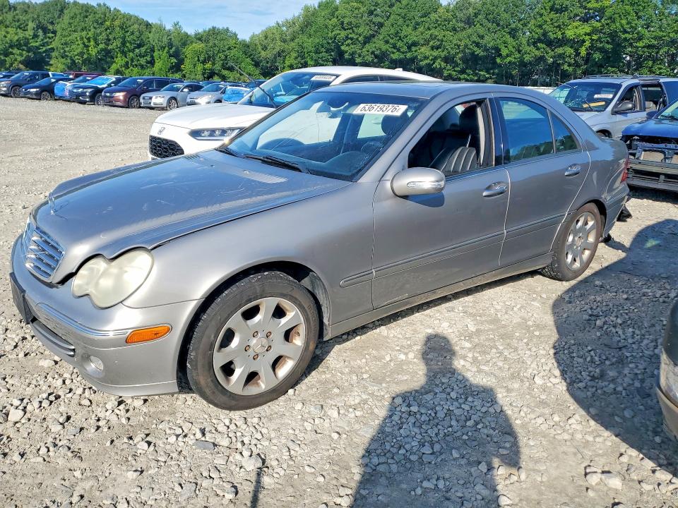 MERCEDES-BENZ C 2005 with VIN WDBRF84J55F579805 - Photo from auction