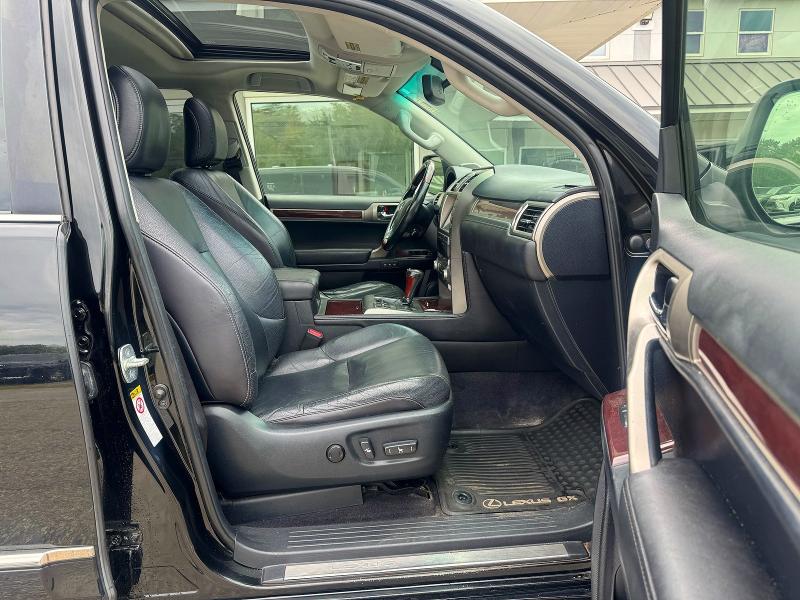 Photo 5 from auction – 2014 LEXUS GX with VIN JTJBM7FX8E5067754