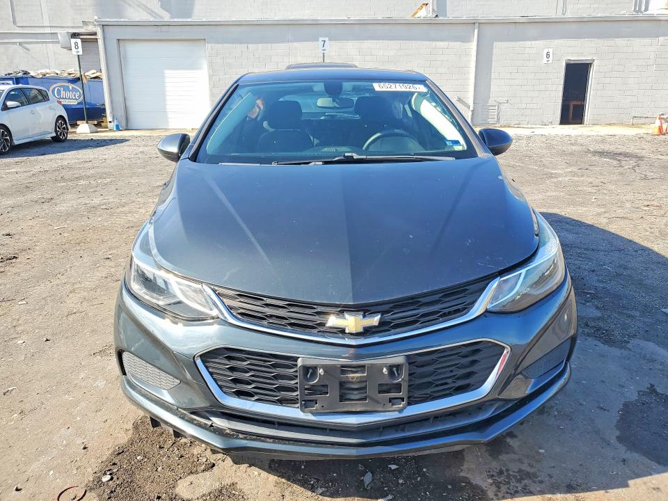 Photo 5 from auction – 2017 CHEVROLET CRUZE with VIN 3G1BE6SMXHS521141