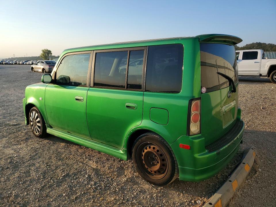 Foto 2 de la subasta – 2006 SCION XB con VIN JTLKT324364075198