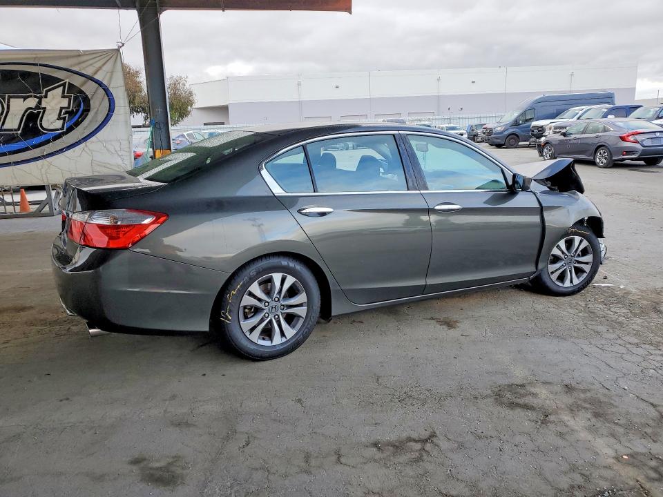 Photo 3 from auction – 2013 HONDA ACCORD with VIN 1HGCR2F31DA186424