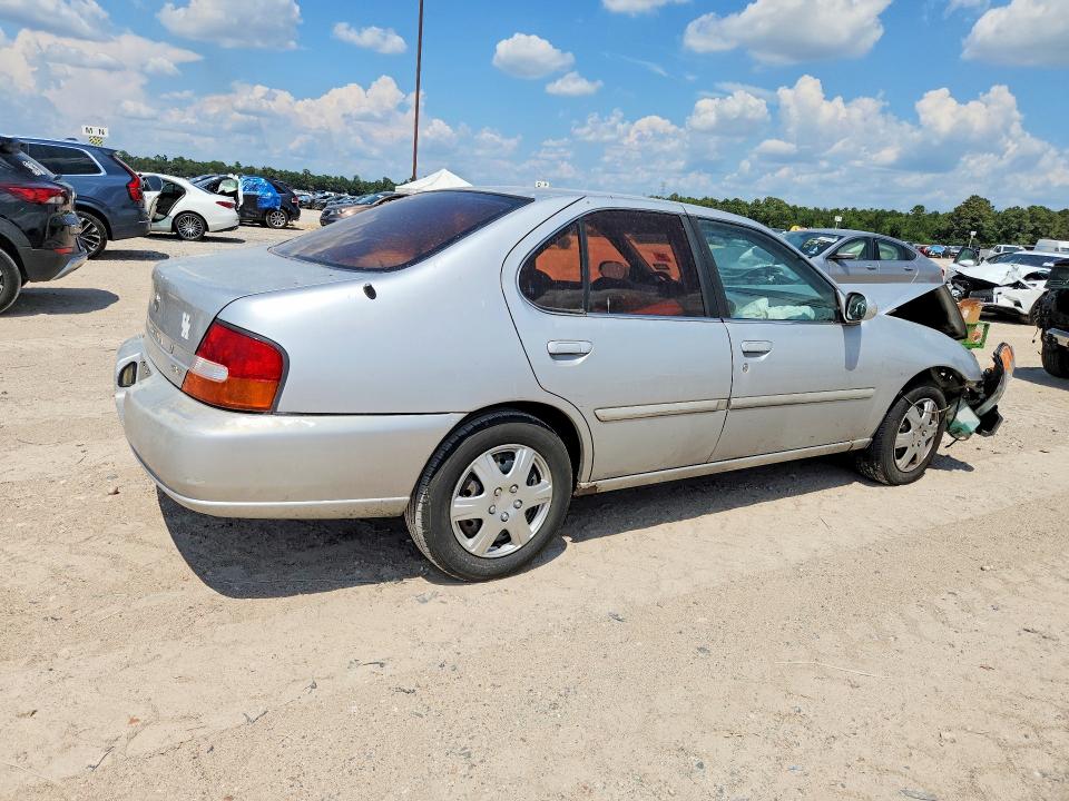 Photo 3 from auction – 1999 NISSAN ALTIMA with VIN 1N4DL01D8XC258694