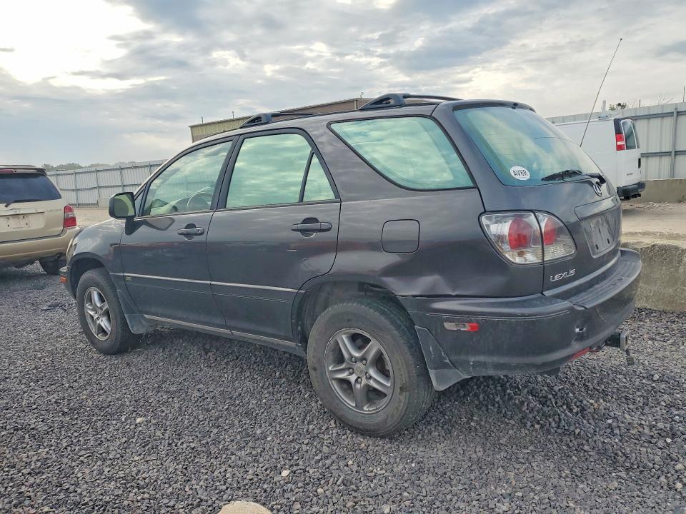 Фото 2 с аукциона – 2002 LEXUS 300 с VIN JTJHF10U120269845