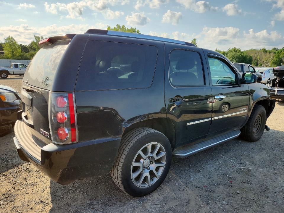 Photo 3 from auction – 2010 GMC YUKON with VIN 1GKUKEEF8AR252263