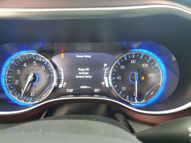 Photo 9 from auction – 2017 CHRYSLER PACIFICA with VIN 2C4RC1GG7HR620336
