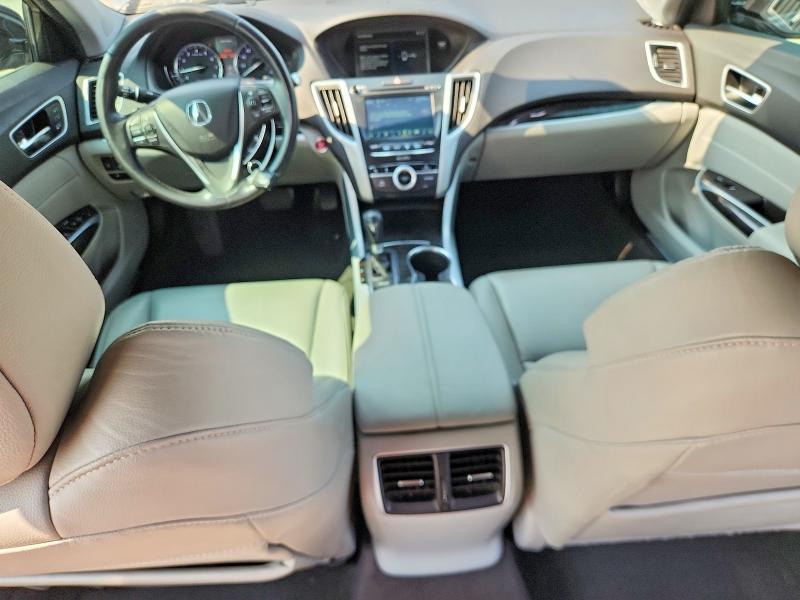 Photo 8 from auction – 2020 ACURA TLX with VIN 19UUB1F32LA013433