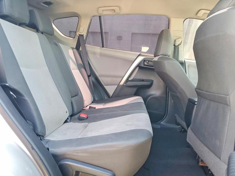 Photo 11 from auction – 2013 TOYOTA RAV4 with VIN JTMZFREV7D5012945