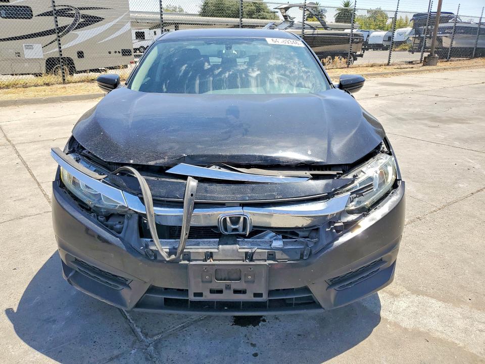 Photo 5 from auction – 2016 HONDA CIVIC with VIN 19XFC2E51GE055897