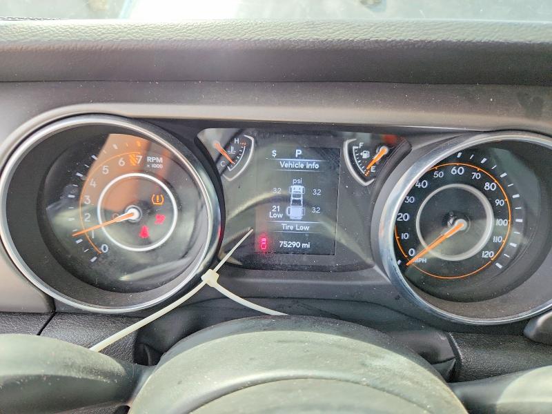 Photo 9 from auction – 2023 JEEP GLADIATOR with VIN 1C6HJTAG4PL548399