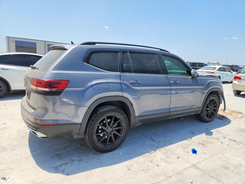 Photo 3 from auction – 2022 VOLKSWAGEN ATLAS with VIN 1V2JP2CA3NC501193