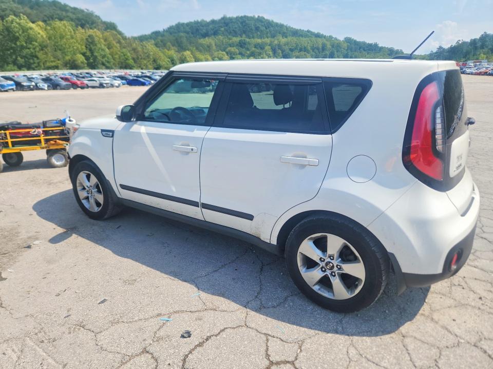 Foto 2 de la subasta – 2017 KIA SOUL con VIN KNDJN2A25H7454975