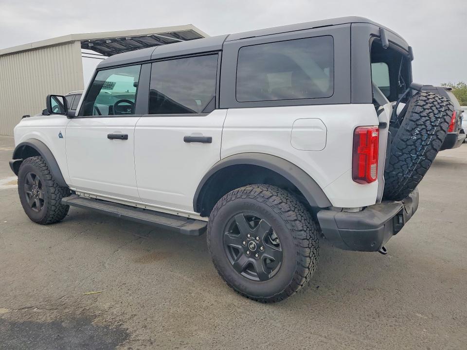 Photo 2 from auction – 2024 FORD BRONCO with VIN 1FMEE1BP7RLB49813