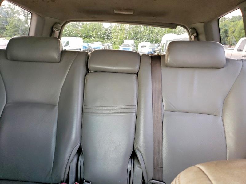 Photo 10 from auction – 2006 TOYOTA HIGHLANDER with VIN JTEEW21A560026587