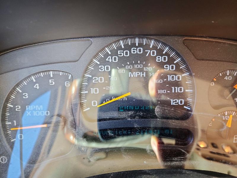 Photo 9 from auction – 2004 CADILLAC ESCALADE with VIN 1GYEK63N34R261161