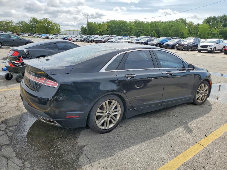 Photo 3 from auction – 2016 LINCOLN MKZ with VIN 3LN6L2GK0GR633477