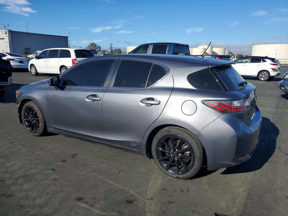صورة رقم 2 من المزاد - 2013 LEXUS CT مع VIN JTHKD5BH4D2169802