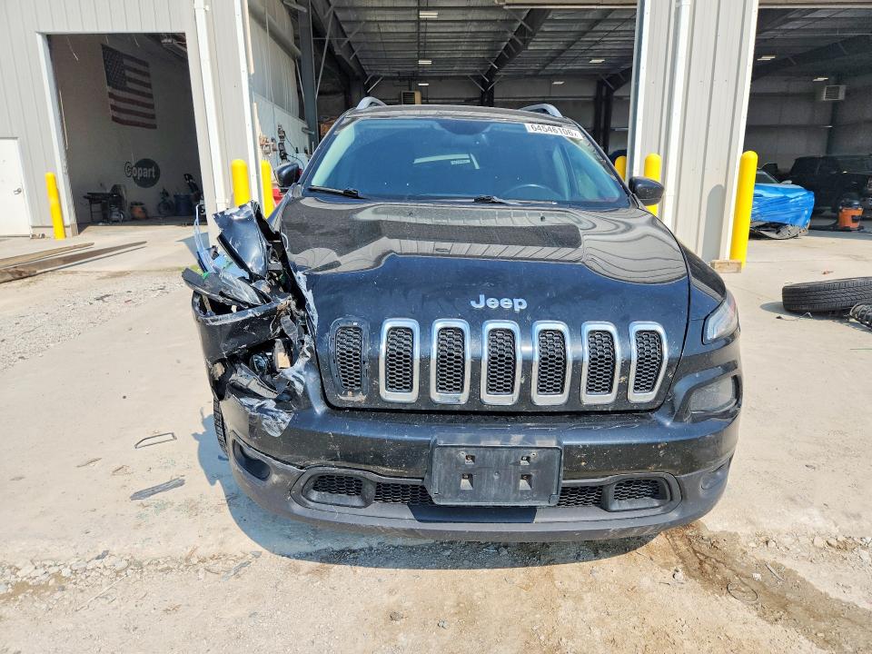 Photo 5 from auction – 2015 JEEP CHEROKEE with VIN 1C4PJMCS0FW650985