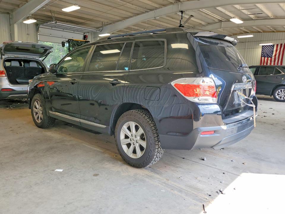 Photo 2 from auction – 2012 TOYOTA HIGHLANDER with VIN 5TDBK3EH9CS161077
