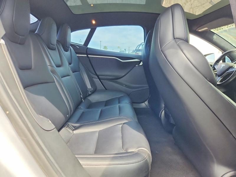 Photo 10 from auction – 2018 TESLA MODEL S with VIN 5YJSA1E29JF247459