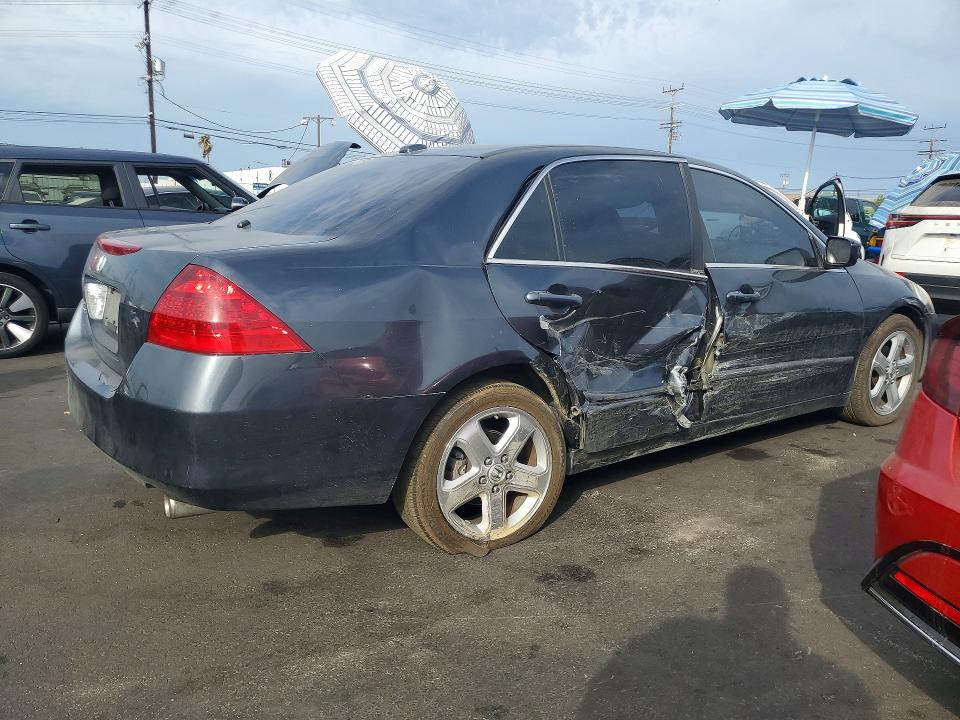 Photo 3 from auction – 2006 HONDA ACCORD with VIN 1HGCM65566A004535