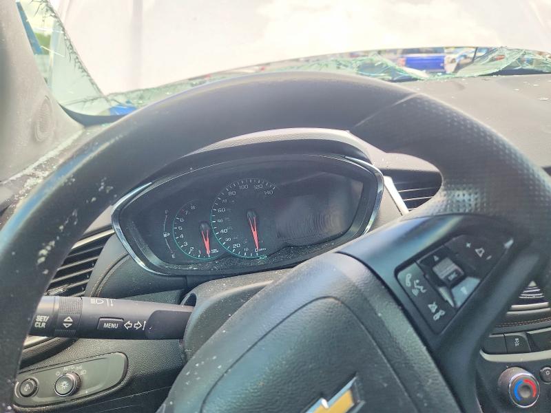 Снимка 9 от търг – 2018 CHEVROLET TRAX с VIN 3GNCJNSB2JL392237