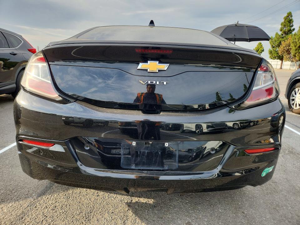 Photo 6 from auction – 2017 CHEVROLET VOLT with VIN 1G1RD6S54HU101353