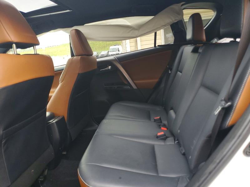 Photo 11 from auction – 2017 TOYOTA RAV4 with VIN JTMJFREV2HJ139516