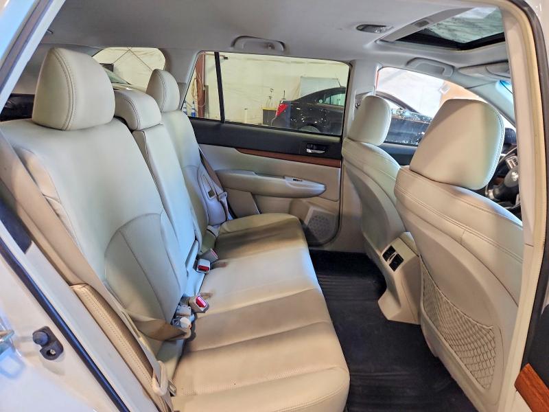 Photo 11 from auction – 2014 SUBARU OUTBACK with VIN 4S4BRBMCXE3323052