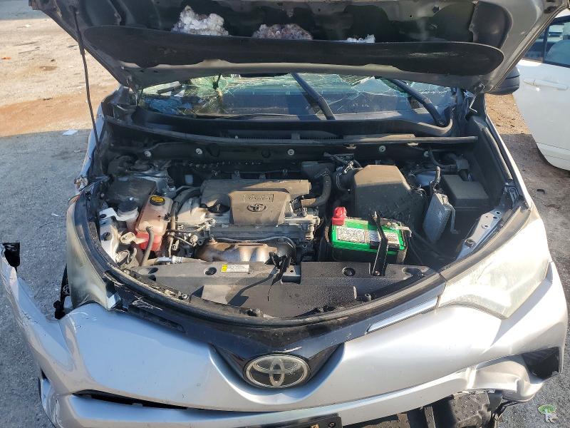 Photo 12 from auction – 2018 TOYOTA RAV4 with VIN 2T3BFREV4JW701752