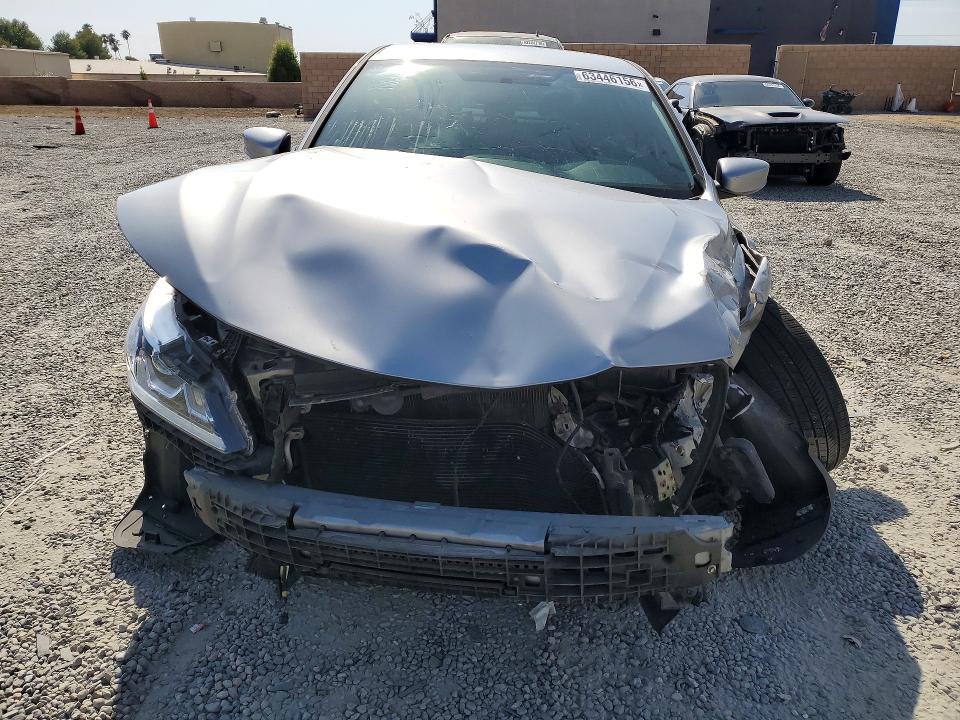 Photo 5 from auction – 2016 HONDA ACCORD with VIN 1HGCR2F59GA204755