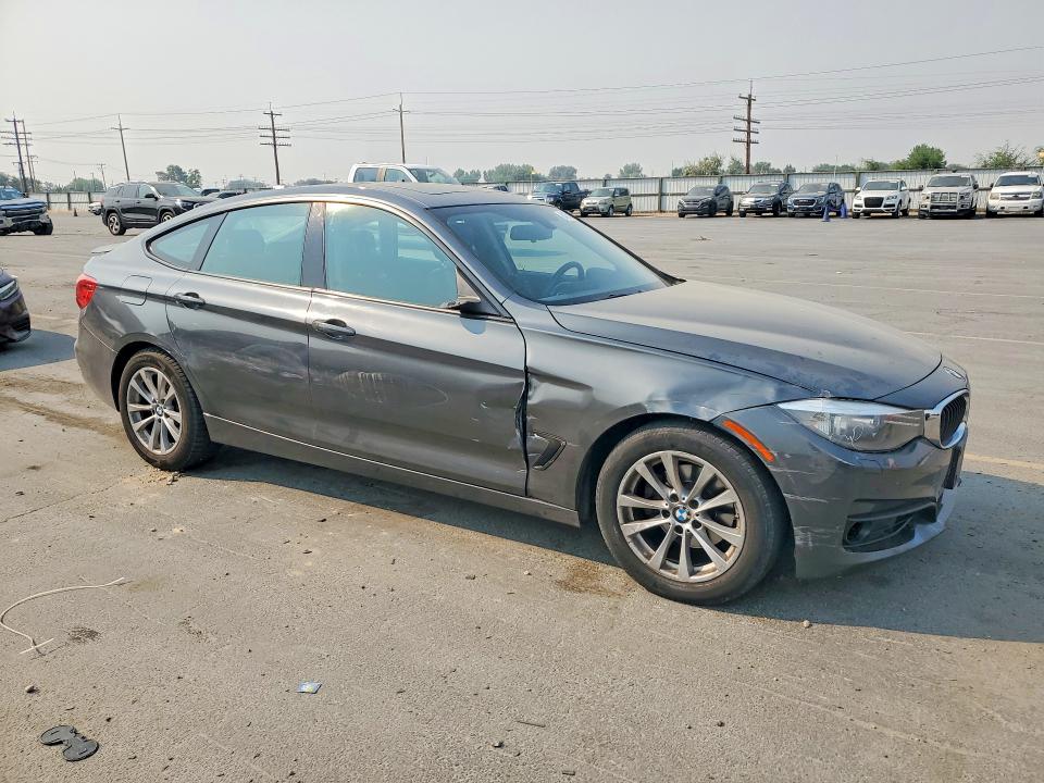 Photo 4 from auction – 2015 BMW 328 with VIN WBA3X5C58FD560845