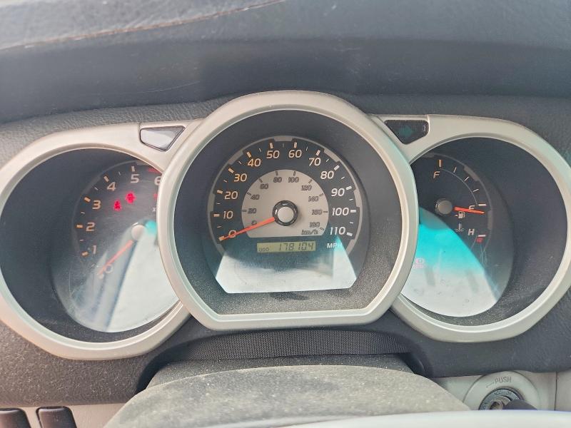 Photo 9 from auction – 2004 TOYOTA 4RUNNER with VIN JTEBU14R440040501