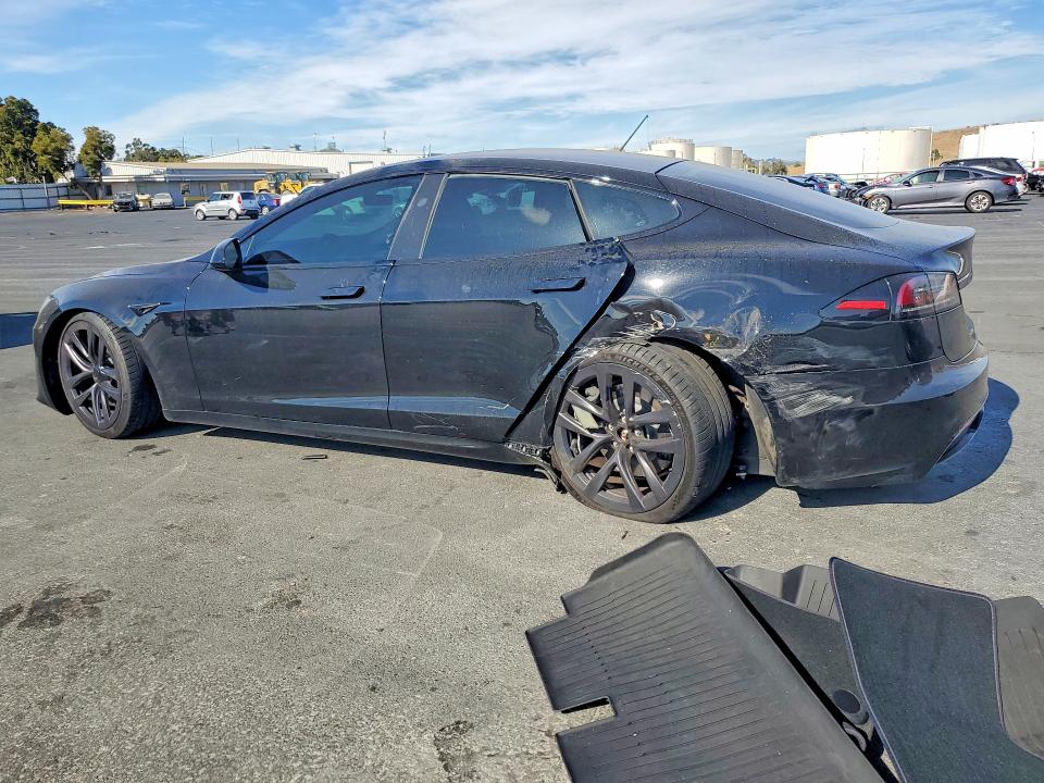 Foto 2 de la subasta – 2024 TESLA MODEL S con VIN 5YJSA1E53RF539291