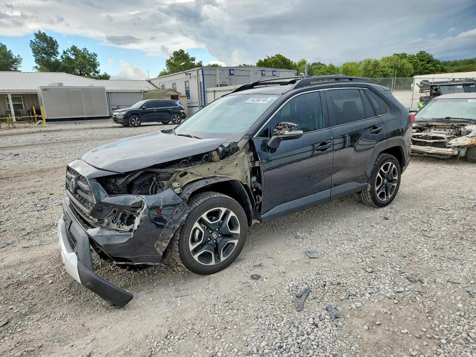 TOYOTA RAV4 2019 with VIN 2T3J1RFVXKW006167 - Photo from auction