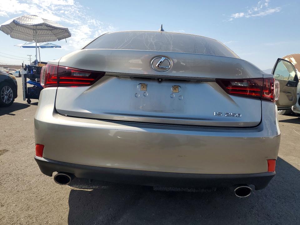Photo 6 from auction – 2015 LEXUS IS with VIN JTHBF1D29F5071216