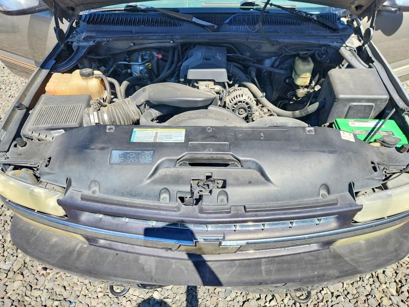 Photo 11 from auction – 2000 CHEVROLET SILVERADO with VIN 1GCEK19T0YE166620