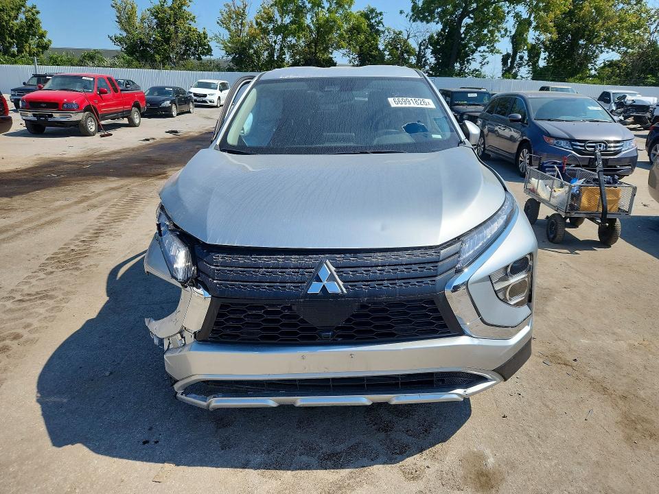 Photo 5 from auction – 2026 MITSUBISHI ECLIPSE CROSS with VIN JA4ATWAA7TZ027471