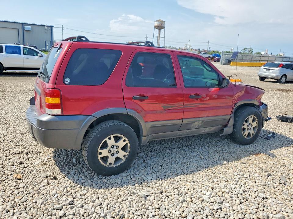 Photo 3 from auction – 2005 FORD ESCAPE with VIN 1FMYU03155KA25639