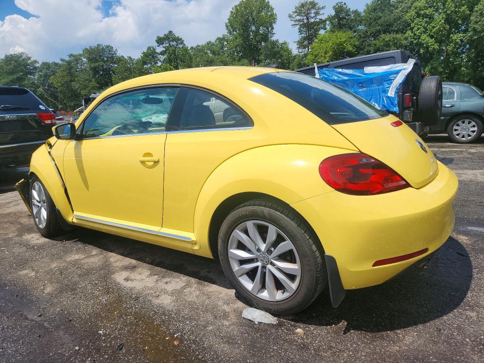 Photo 2 from auction – 2014 VOLKSWAGEN BEETLE with VIN 3VWJL7AT0EM634648